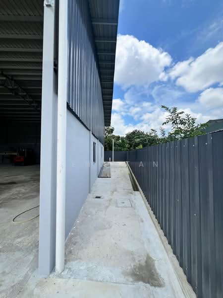 Warehouse for Rent in Kuching (Sarawak) - Jeno Tan - Exterior - PropertyGuru.com.my
