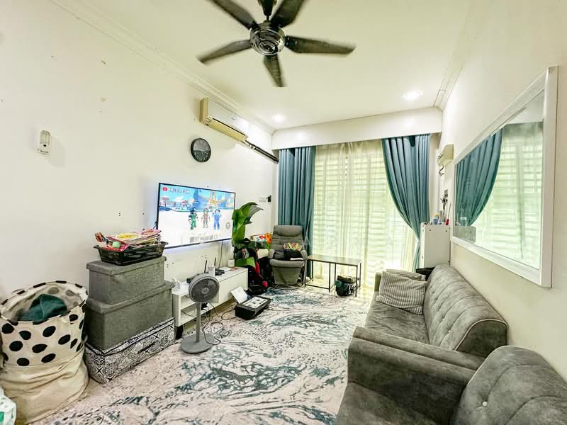 1-storey Terraced House for Sale in Kajang (Selangor) - Atikah Azman - Living Room - PropertyGuru.com.my