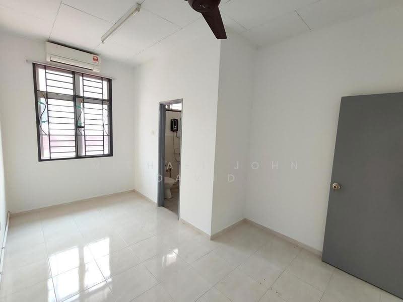 2.5-storey Terraced House for Sale in Sering Ukay (Ampang) - Michael John David - PropertyGuru.com.my