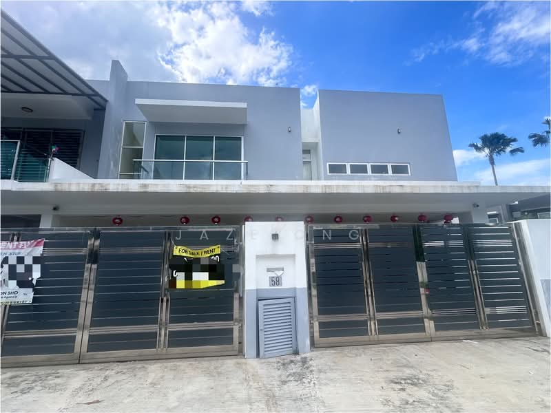 2-storey Terraced House for Sale in Bandar Putra Permai (Seri Kembangan) - Jaze Ong - Exterior - PropertyGuru.com.my