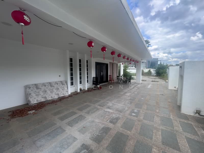 2-storey Terraced House for Sale in Bandar Putra Permai (Seri Kembangan) - Jaze Ong - Exterior - PropertyGuru.com.my