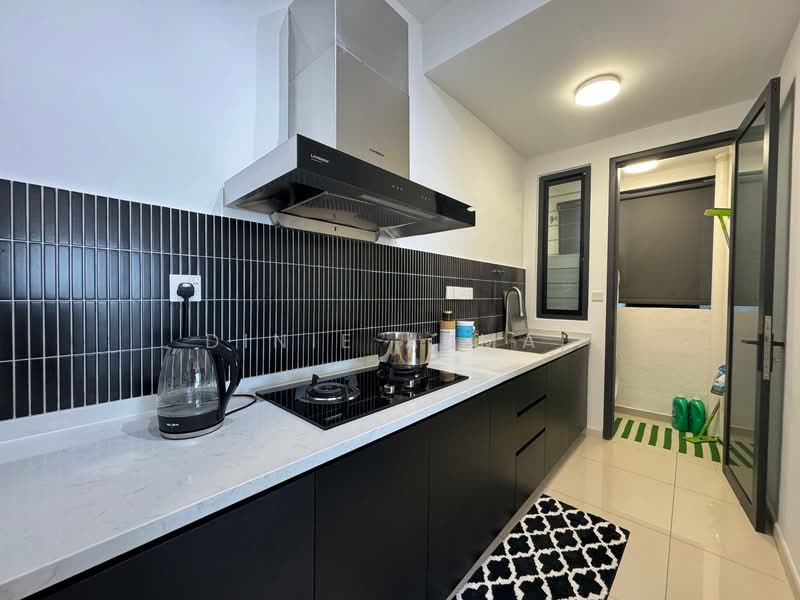 Servis Apartment untuk Dijual di Sunway Serene - Dinie Akmal - Kitchen - PropertyGuru.com.my