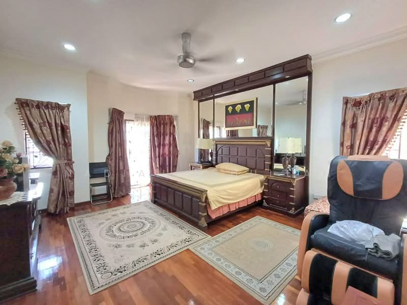 Rumah Banglo untuk Dijual di Petaling Jaya (Selangor) - Nadiah Abdullah - Bedroom - PropertyGuru.com.my