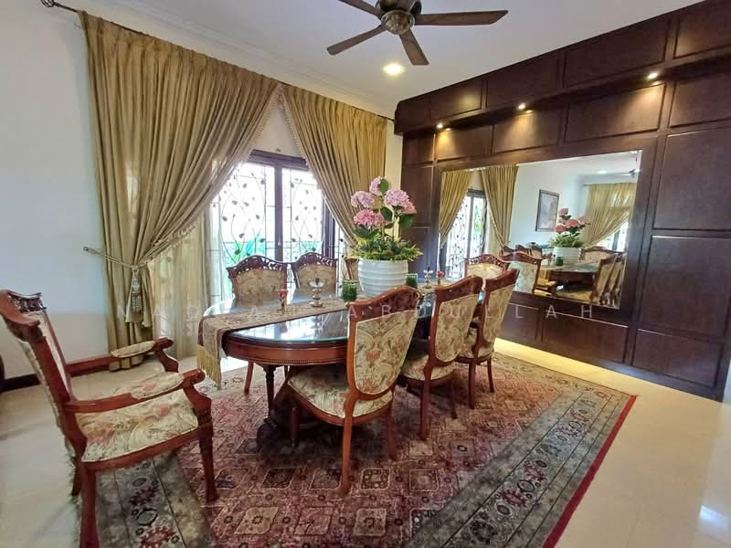 Rumah Banglo untuk Dijual di Petaling Jaya (Selangor) - Nadiah Abdullah - Dining Room - PropertyGuru.com.my