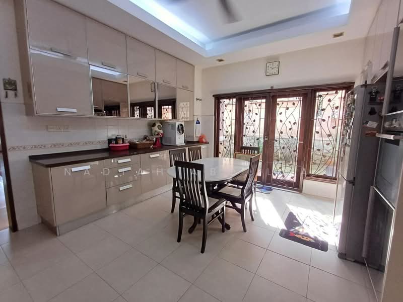 Rumah Banglo untuk Dijual di Petaling Jaya (Selangor) - Nadiah Abdullah - Kitchen - PropertyGuru.com.my