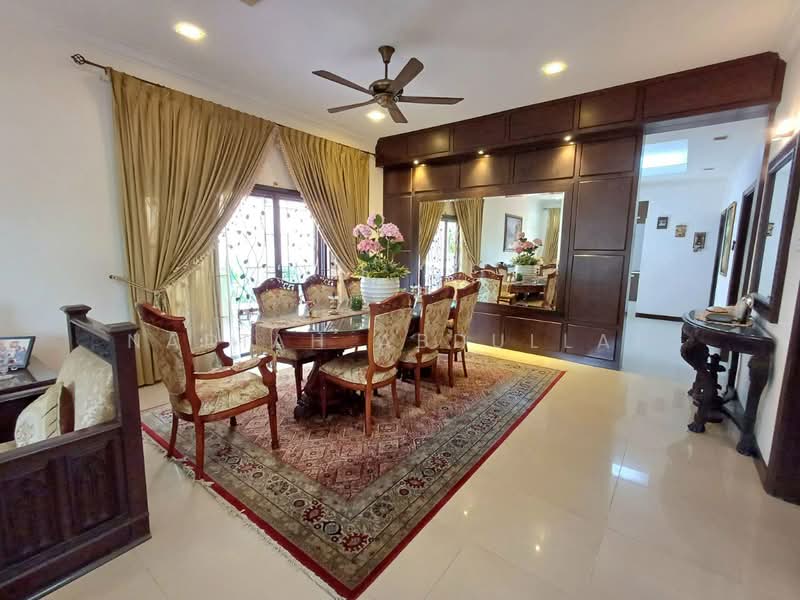 Rumah Banglo untuk Dijual di Petaling Jaya (Selangor) - Nadiah Abdullah - Dining Room - PropertyGuru.com.my