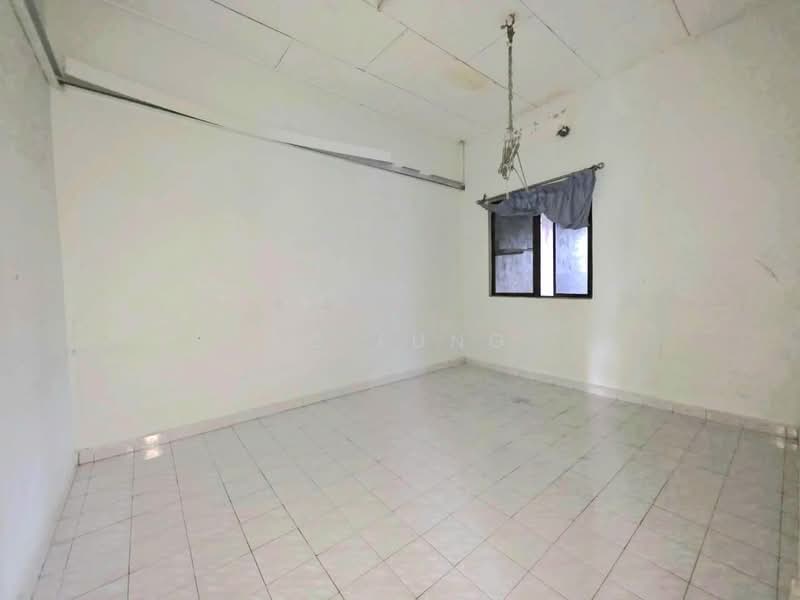Rumah Teres 1 Tingkat untuk Dijual di Taman Megah Ria (Masai) - YC Fung - Interior - PropertyGuru.com.my