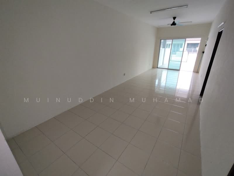 1-storey Terraced House for Sale in Sitiawan (Perak) - Muinuddin Muhamad - Living Room - PropertyGuru.com.my