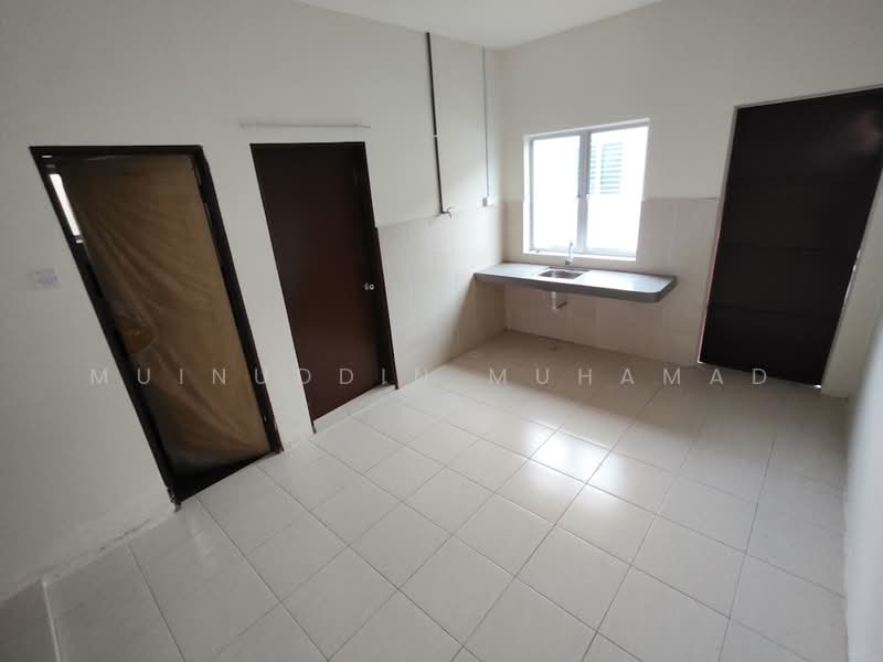 1-storey Terraced House for Sale in Sitiawan (Perak) - Muinuddin Muhamad - Kitchen - PropertyGuru.com.my