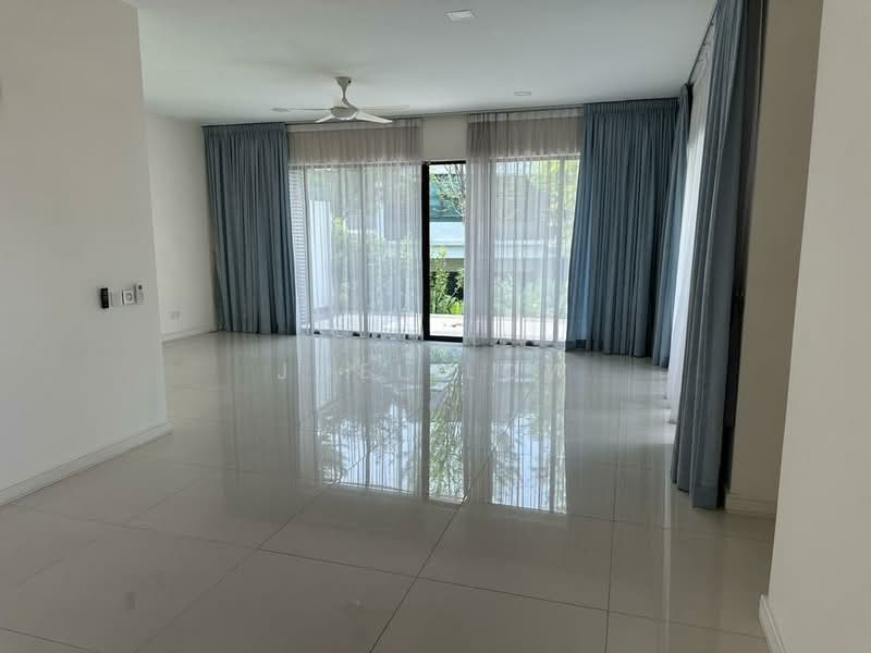 Twin Villa for Sale in Cyberjaya (Selangor) - Joel Low - Living Room - PropertyGuru.com.my