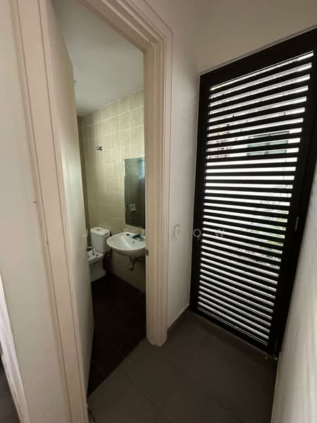 Twin Villa for Sale in Cyberjaya (Selangor) - Joel Low - Bathroom - PropertyGuru.com.my