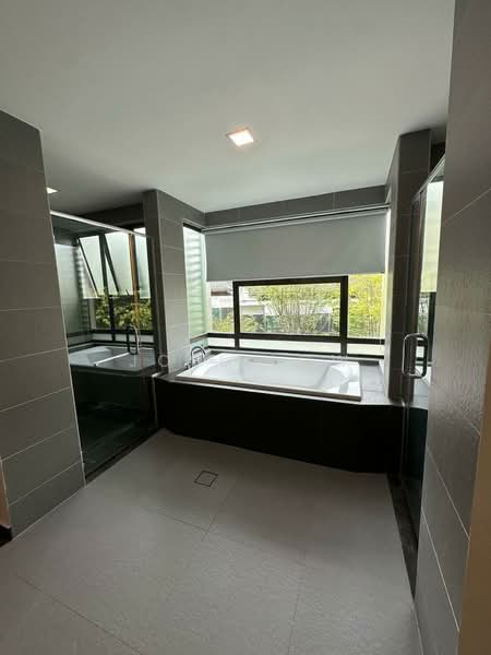 Twin Villa for Sale in Cyberjaya (Selangor) - Joel Low - Bathroom - PropertyGuru.com.my