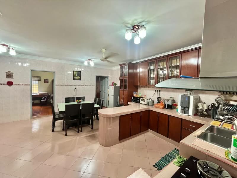Rumah Banglo untuk Dijual di Kuala Lumpur (Kuala Lumpur) - Dinie Akmal - Kitchen - PropertyGuru.com.my