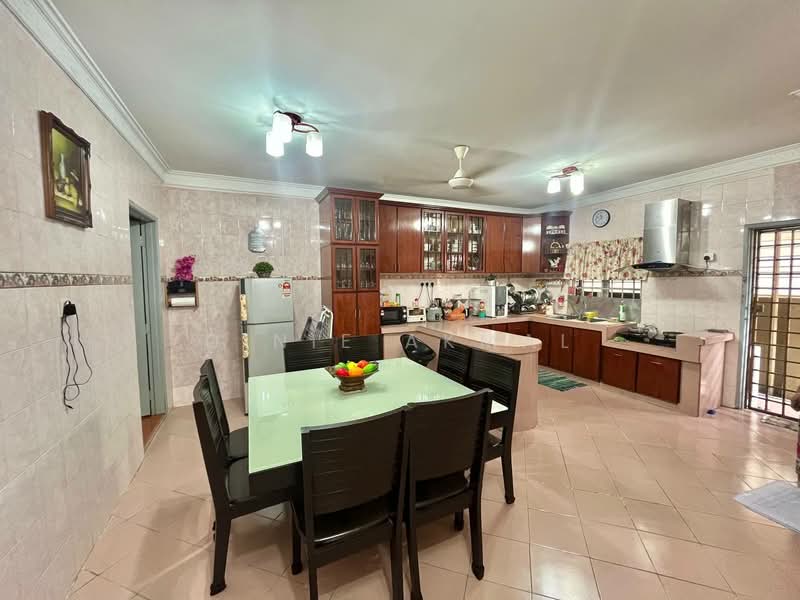 Rumah Banglo untuk Dijual di Kuala Lumpur (Kuala Lumpur) - Dinie Akmal - Kitchen - PropertyGuru.com.my