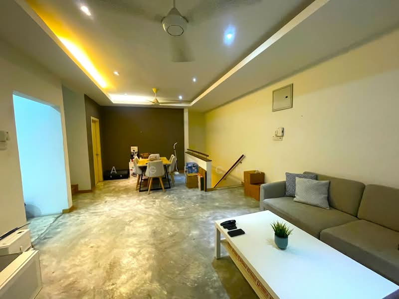 Townhouse for Sale in Sunway Damansara (Kota Damansara) - Angie Chai - Living Room - PropertyGuru.com.my
