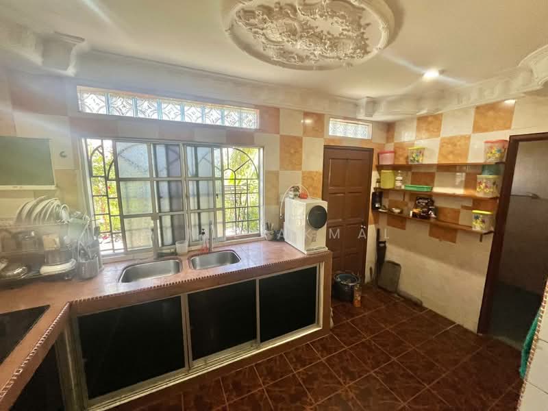 2-storey Terraced House for Sale in Taman Dato' Hormat (Telok Panglima Garang) - Dinie Akmal - PropertyGuru.com.my