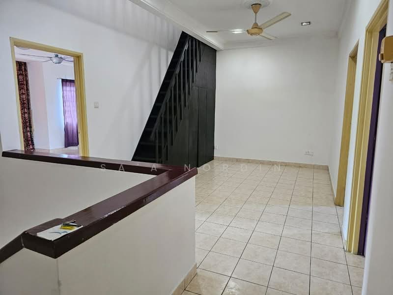 2-storey Terraced House for Sale in Bukit Jelutong (Shah Alam) - Sa'a Nordin - PropertyGuru.com.my