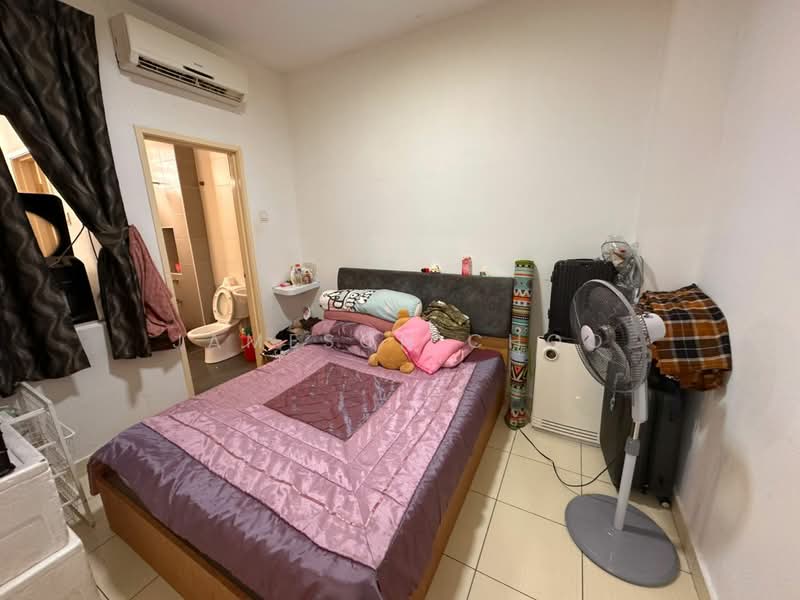 Rumah Teres 2 Tingkat untuk Dijual di Taman Seri Austin (Tebrau) - Jameson Choo - Bedroom - PropertyGuru.com.my