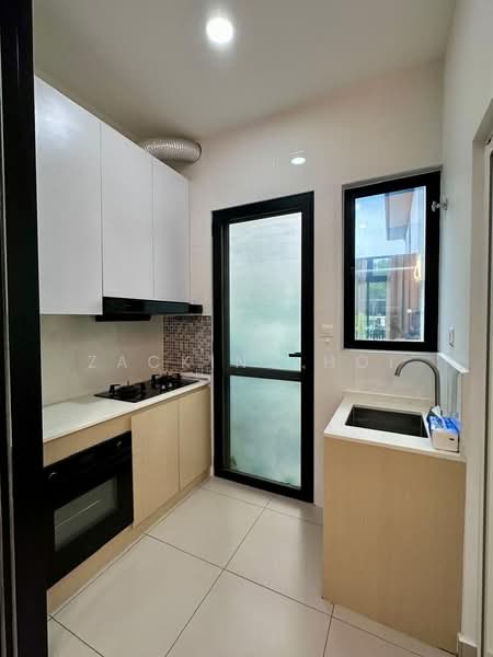Semi-Detached House for Rent in Eco Ardence (Setia Alam) - Zackinn Hoi - Kitchen - PropertyGuru.com.my
