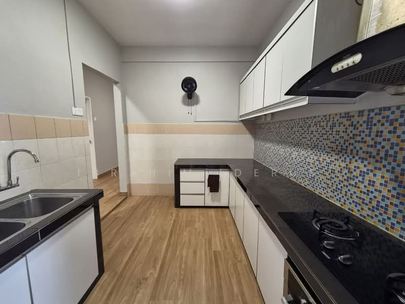 Apartment for Sale at Gardenville Townvilla - Ibrahim Iderus - Kitchen - PropertyGuru.com.my