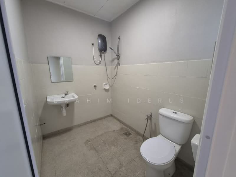 Apartment for Sale at Gardenville Townvilla - Ibrahim Iderus - Bathroom - PropertyGuru.com.my