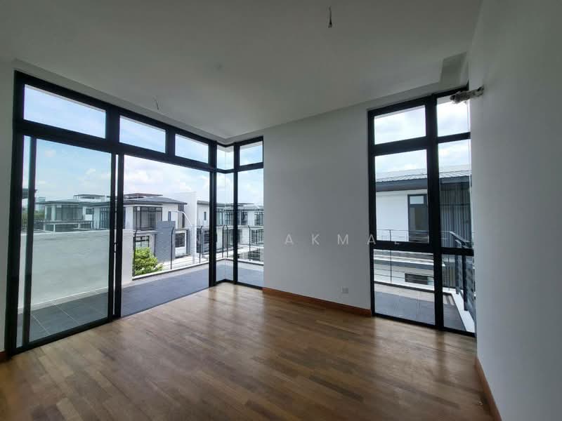Semi-Detached House for Sale in Presint 12 (Putrajaya) - Dinie Akmal - Balcony - PropertyGuru.com.my