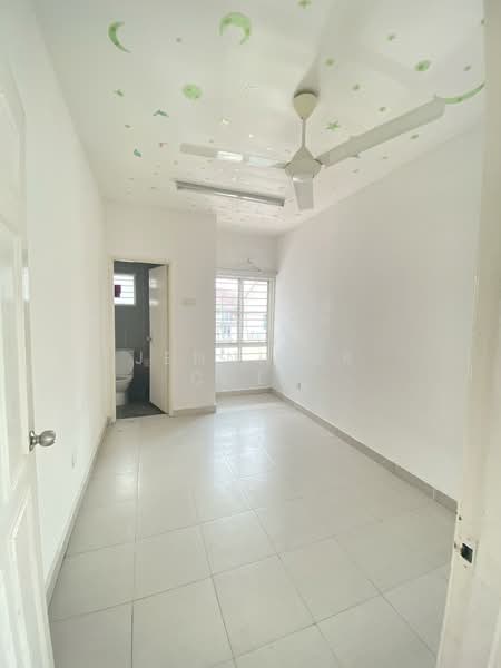 2-storey Terraced House for Sale in Taman Dato Demang (Seri Kembangan) - Jennifer Chen - PropertyGuru.com.my