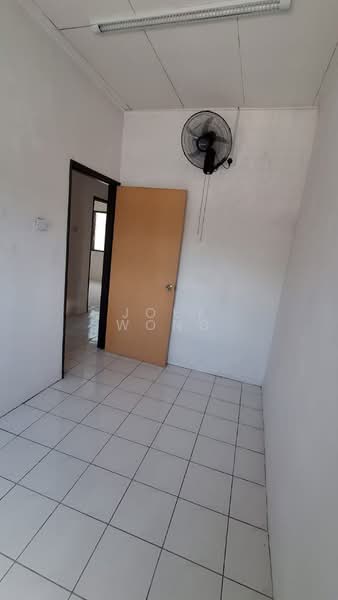 Terraced House for Rent in Bandar Putra Permai (Seri Kembangan) - Joey Wong - Interior - PropertyGuru.com.my