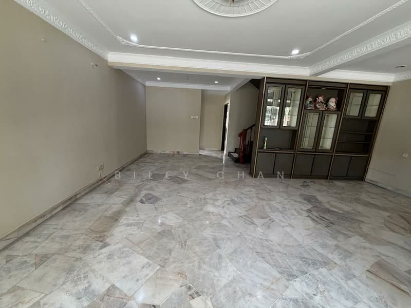 2-storey Terraced House for Sale in Taman Midah (Cheras) - Billy Chan - Living Room - PropertyGuru.com.my