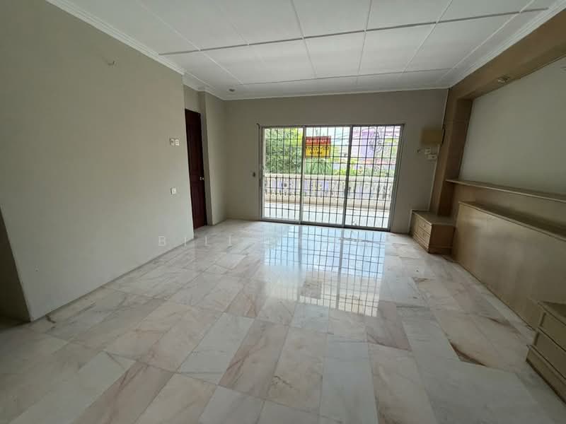 2-storey Terraced House for Sale in Taman Midah (Cheras) - Billy Chan - Living Room - PropertyGuru.com.my