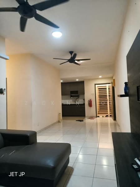 Pangsapuri untuk Disewa di Trifolis - Zackinn Hoi - Living Room - PropertyGuru.com.my