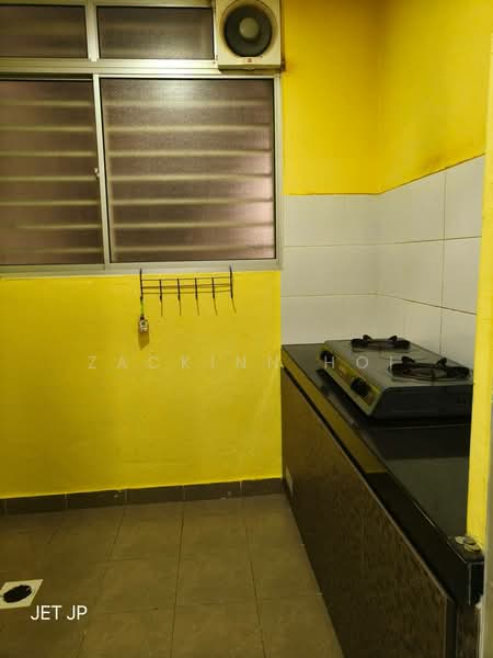 Pangsapuri untuk Disewa di Trifolis - Zackinn Hoi - Kitchen - PropertyGuru.com.my