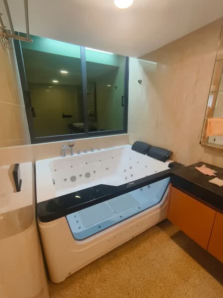 Servis Apartment untuk Disewa di East Parc @ Manjalara - TOMMY TAN - Bathroom - PropertyGuru.com.my