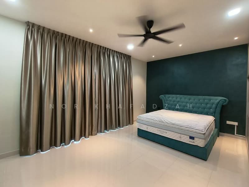 Rumah Teres 2.5 Tingkat untuk Dijual di Seksyen 16 (Shah Alam) - Nor Khafadzah - Bedroom - PropertyGuru.com.my