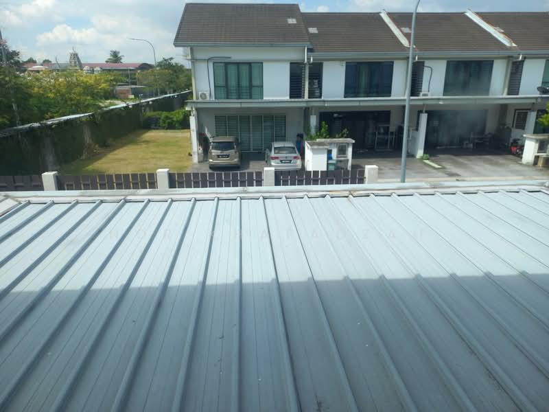 Rumah Teres 2.5 Tingkat untuk Dijual di Seksyen 16 (Shah Alam) - Nor Khafadzah - Exterior - PropertyGuru.com.my