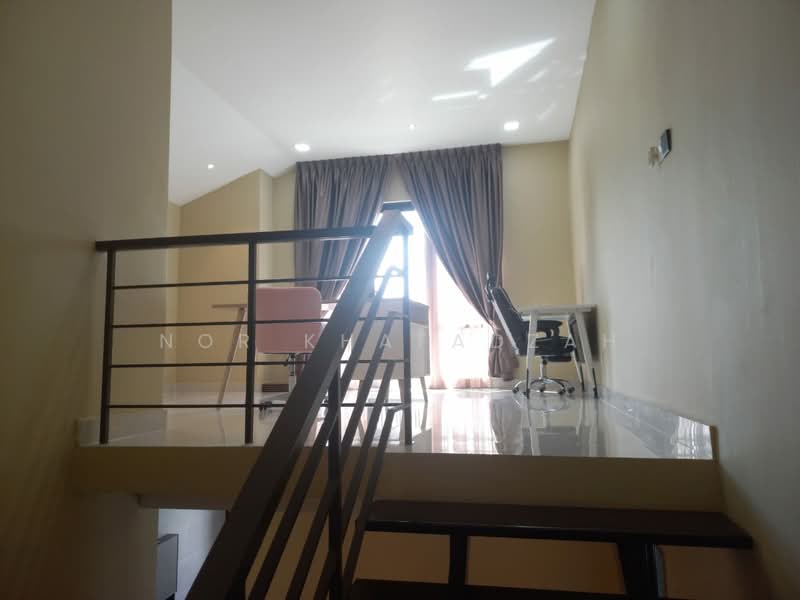 Rumah Teres 2.5 Tingkat untuk Dijual di Seksyen 16 (Shah Alam) - Nor Khafadzah - Study - PropertyGuru.com.my