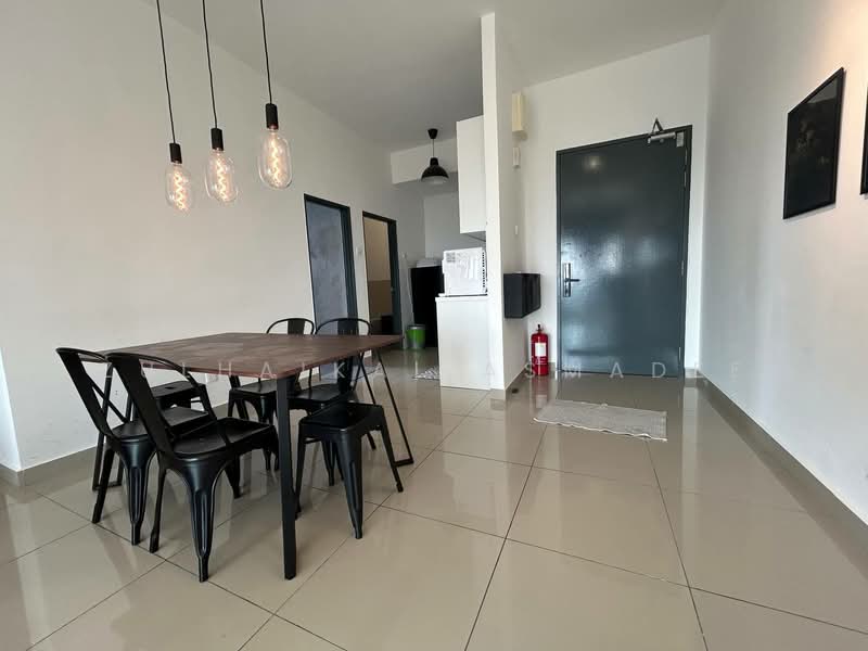 Servis Apartment untuk Disewa di Aera Residence - Zulhaikal Asmadee - Dining Room - PropertyGuru.com.my