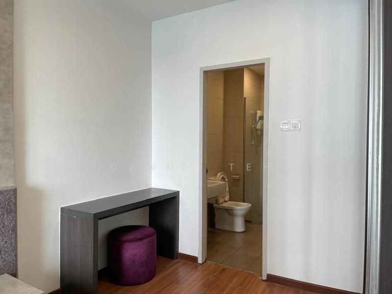 Pangsapuri untuk Disewa di i-Suite @ i-City - Daniel Teh - Bathroom - PropertyGuru.com.my