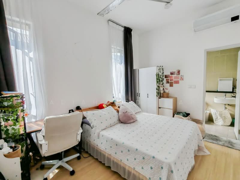 Semi-Detached House for Sale in Kota Emerald (Rawang) - Nadiah Abdullah - Bedroom - PropertyGuru.com.my