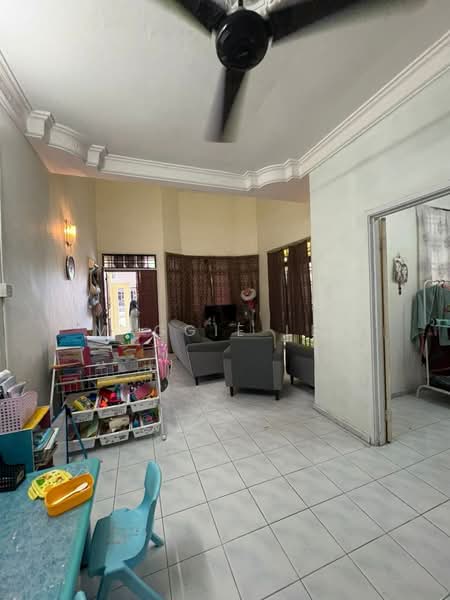 Rumah Teres 1.5 Tingkat untuk Dijual di Taman Pulai Indah (Johor Bahru) - Maggie Lee - Living Room - PropertyGuru.com.my