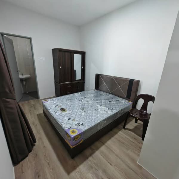 Rumah Bandar untuk Disewa di Kuching (Sarawak) - Jeno Tan - Bedroom - PropertyGuru.com.my