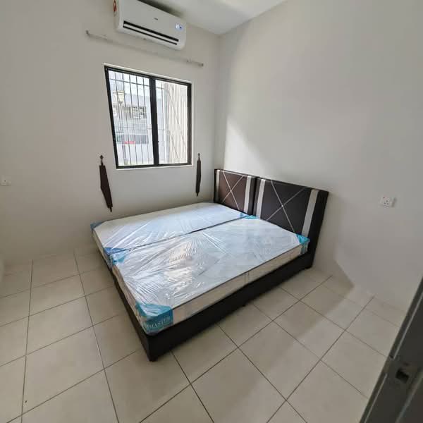 Rumah Bandar untuk Disewa di Kuching (Sarawak) - Jeno Tan - Bedroom - PropertyGuru.com.my