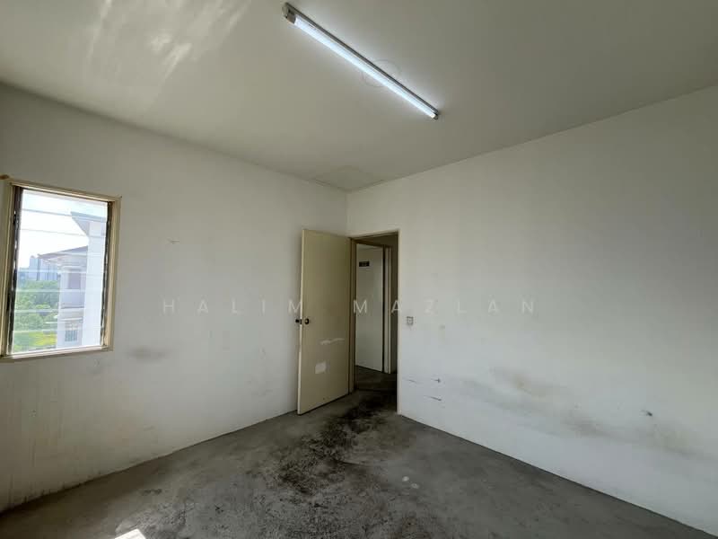 Pangsapuri untuk Dijual di Pangsapuri Sentosa - Halim Mazlan - Bedroom - PropertyGuru.com.my