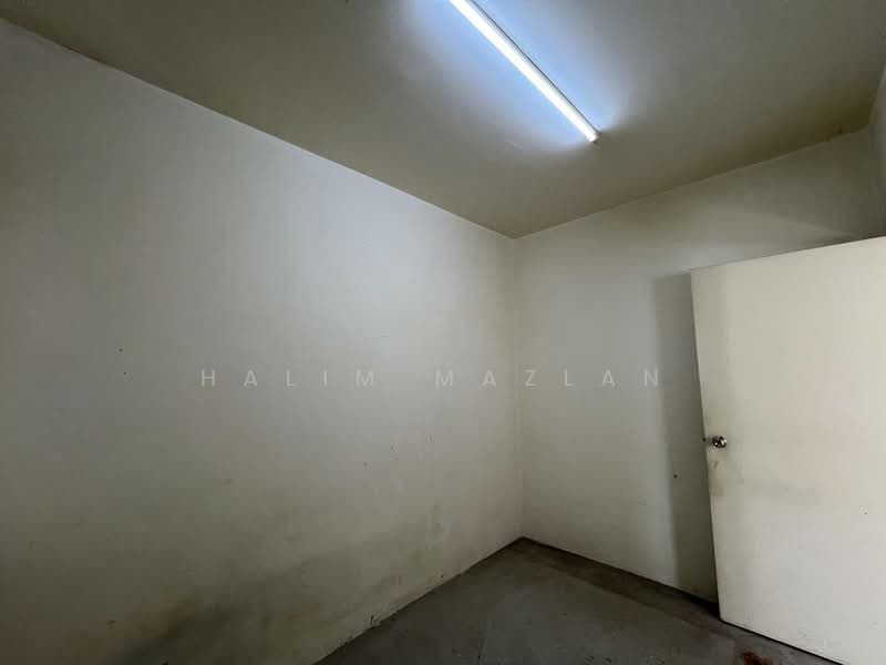 Pangsapuri untuk Dijual di Pangsapuri Sentosa - Halim Mazlan - Bedroom - PropertyGuru.com.my