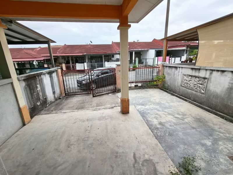 Rumah Teres 1 Tingkat untuk Dijual di Labu (Negeri Sembilan) - Azrul Othman - Exterior - PropertyGuru.com.my