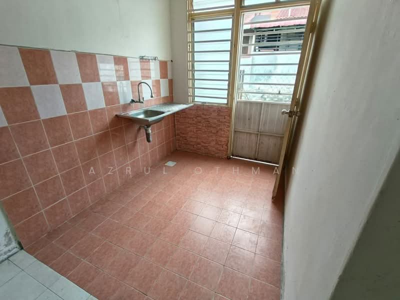 Rumah Teres 1 Tingkat untuk Dijual di Labu (Negeri Sembilan) - Azrul Othman - Kitchen - PropertyGuru.com.my