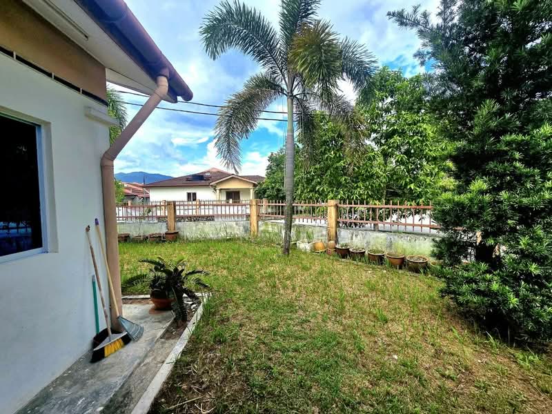 1-storey Terraced House for Sale in Taman Pelangi Semenyih (Semenyih) - Ilman Nahri - Exterior - PropertyGuru.com.my