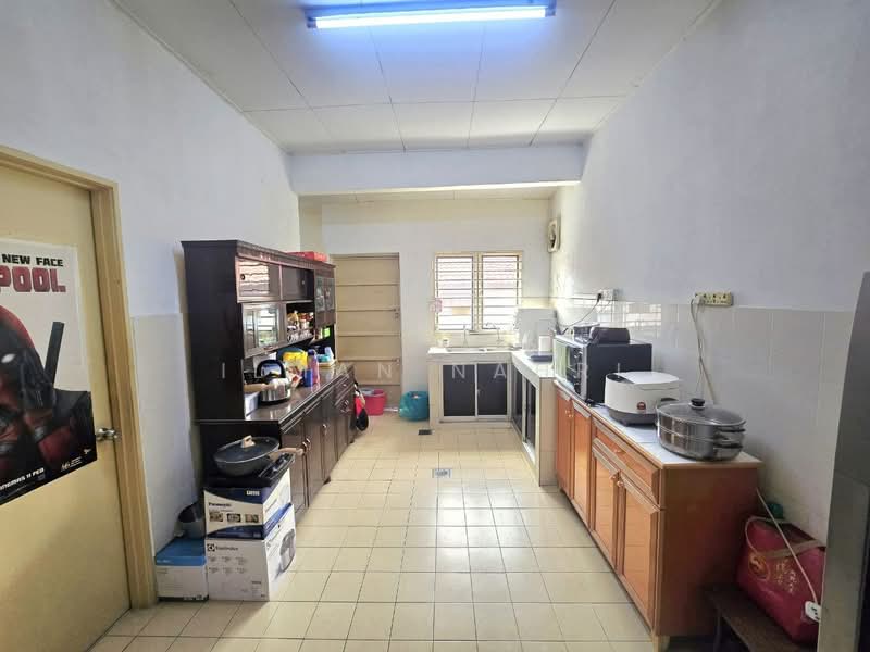 1-storey Terraced House for Sale in Taman Pelangi Semenyih (Semenyih) - Ilman Nahri - Kitchen - PropertyGuru.com.my