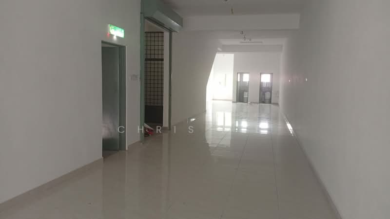 Shop / Office for Rent in Rawang (Selangor) - Chris Tye - Interior - PropertyGuru.com.my