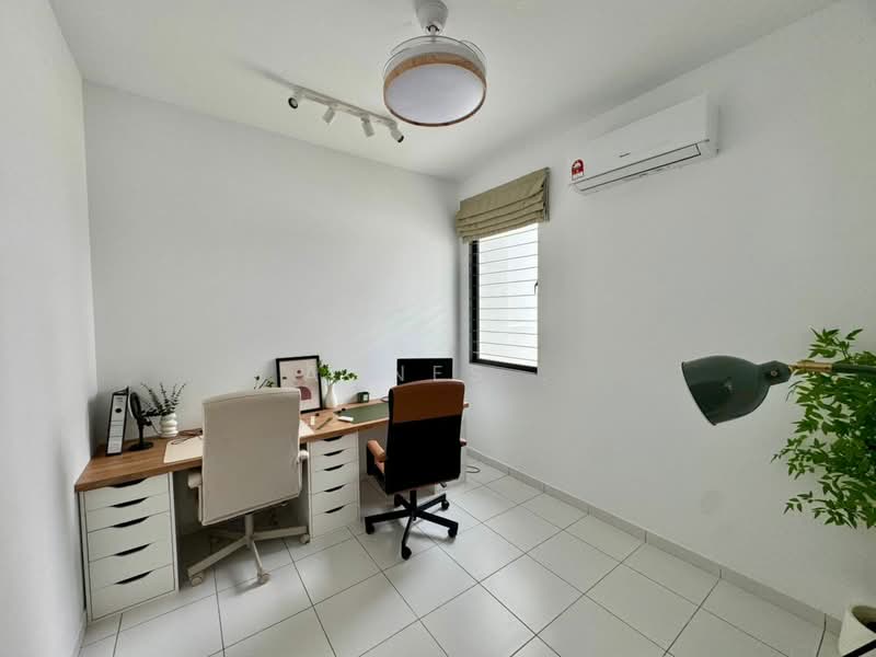 Rumah Teres 2 Tingkat untuk Dijual di Taman Austin Duta (Tebrau) - Agnes . - PropertyGuru.com.my